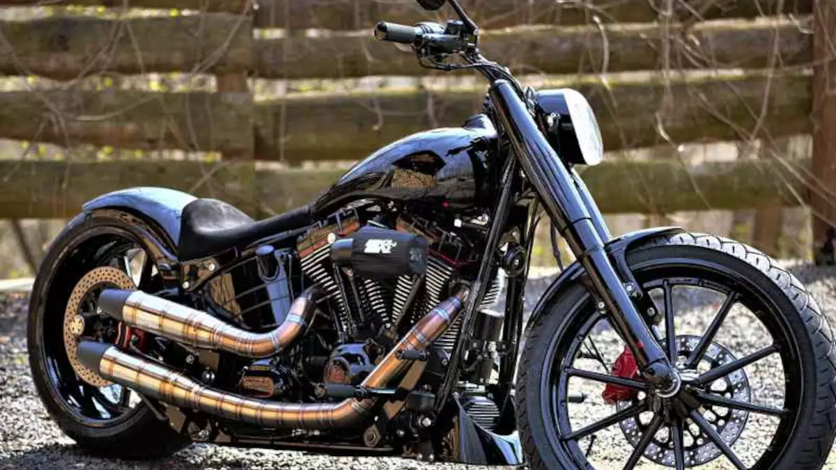 Harley-Davidson Softail ‘Gentleman’ by BTChoppers