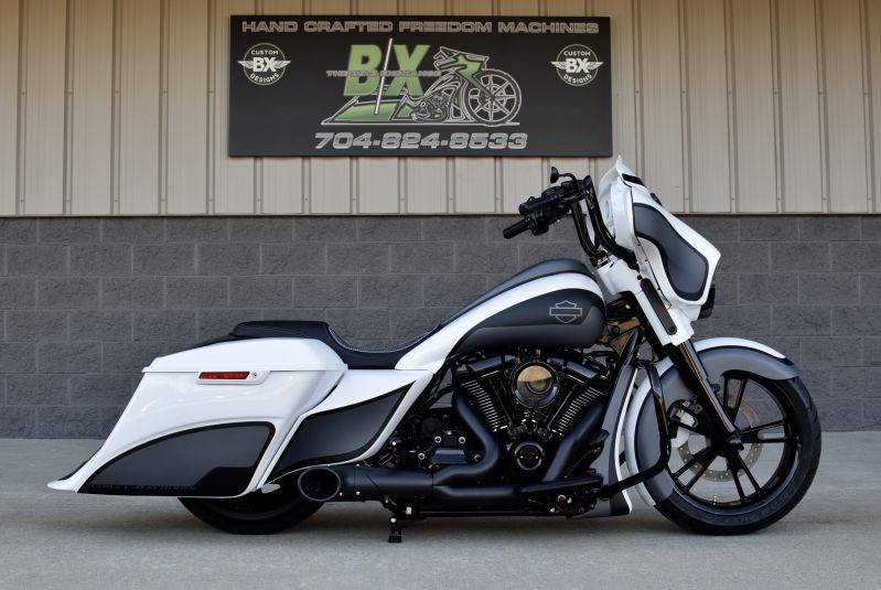 Harley Davidson Bagger Street Glide 'Bully' By The Bike Exchange