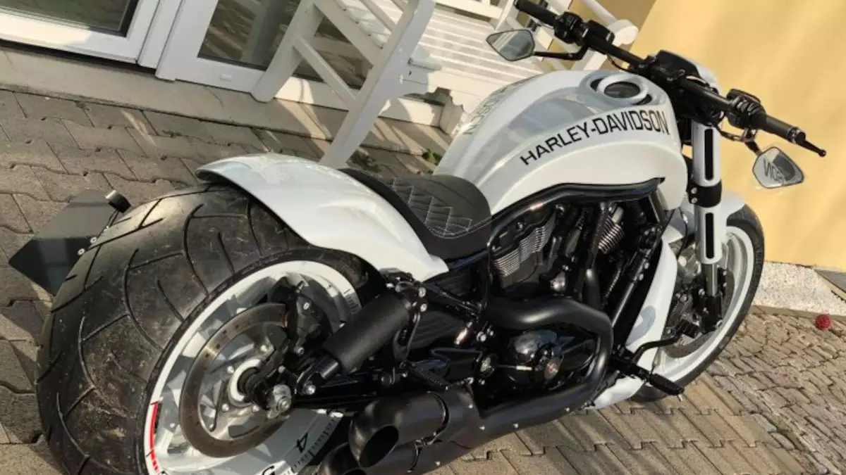 Harley Davidson Night Rod Custom 'Suzuka' by 69Customs Harley Davidson Night Rod Custom ‘Suzuka’ by 69Customs