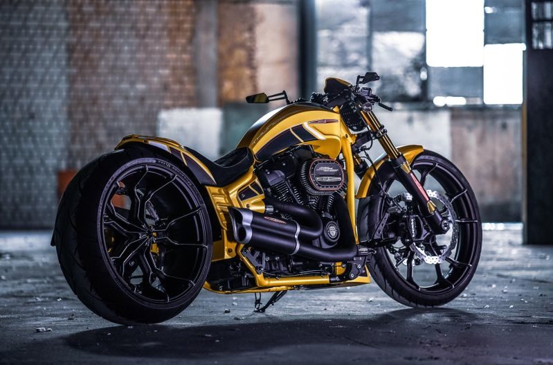 Harley-Davidson Softail Dragster 'Silverstone' by Thunderbike