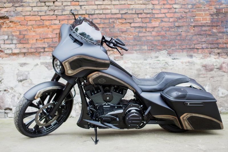 Harley-Davidson Street Glide Bagger by Nine Hills Motorcycles from Poland