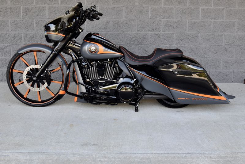 Harley-Davidson Street Glide bagger custom by The Bike Exchange