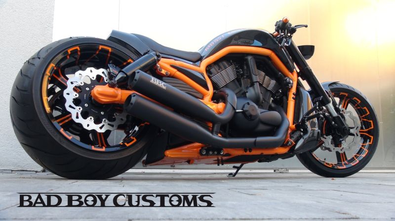 H-D V-Rod Custom Bike “Carbon 5” by Bad Boy Customs