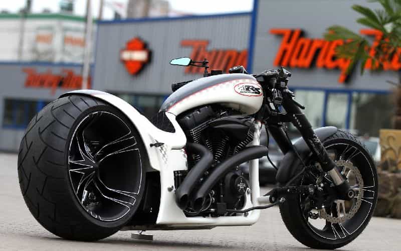 TB Frames Custombike “Dragster RS” by Thunderbike