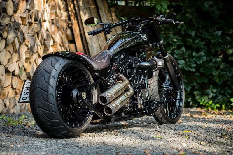 Harley-Davidson Softail Custom 'Carrera H01' by BTChoppers