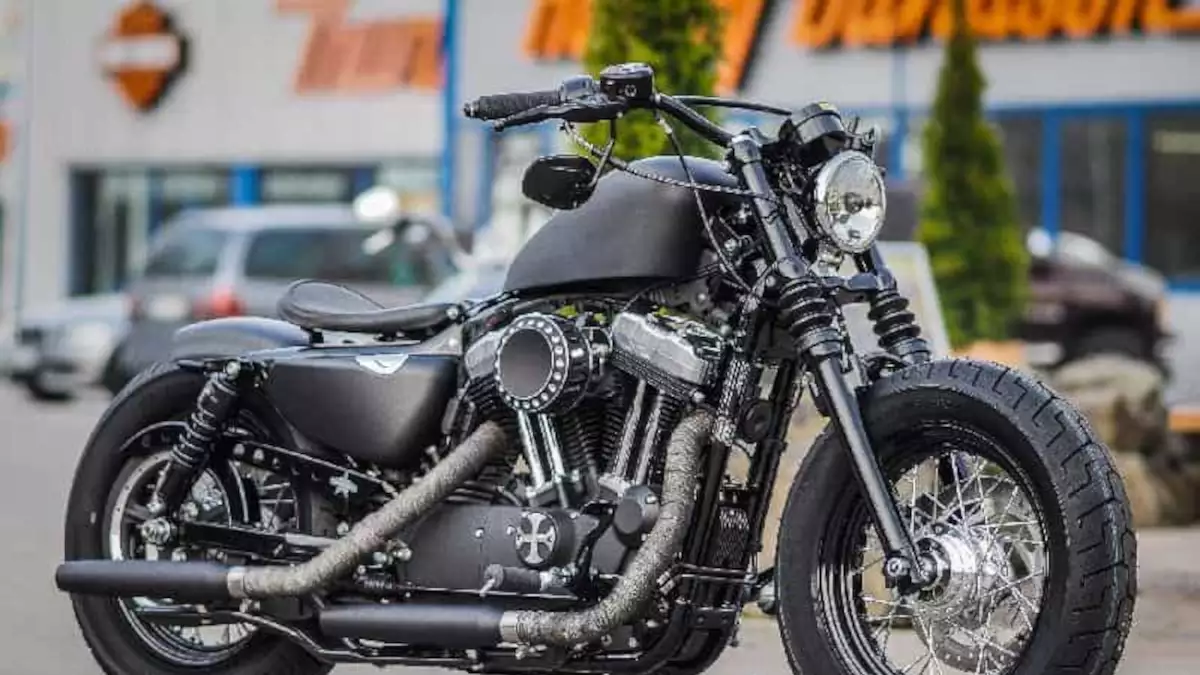 Harley-Davidson Sportster 48 ‘Dark Side’ by Thunderbike