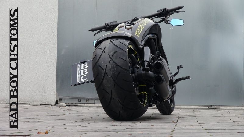 Harley-Davidson Night Rod muscle Custom by Bad Boy Customs