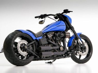Harley Davidson Softail Custom Breakout bluestar by Bündnerbike 03