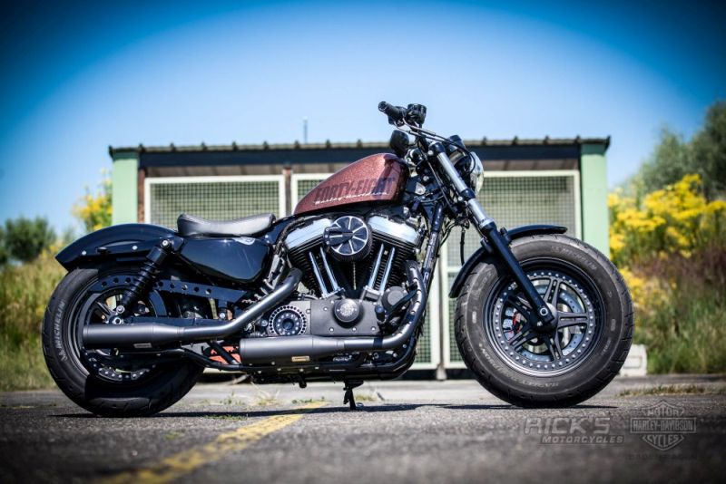 Harley Davidson Sportster Custom 48 by Rick's motorcycles