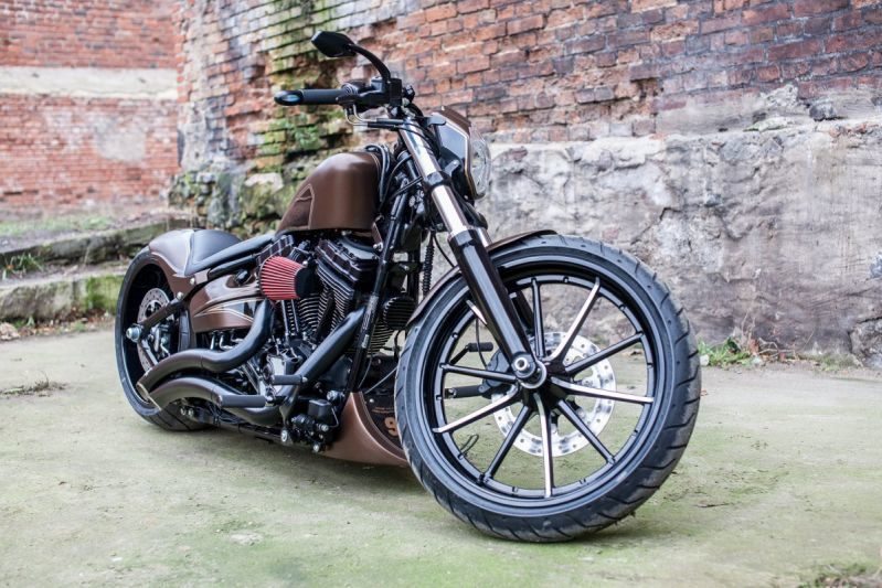 Harley Davidson Breakout Softail Custom 