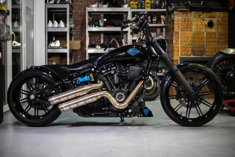 HD Softail dragstyle Chosen 1 by BT Choppers