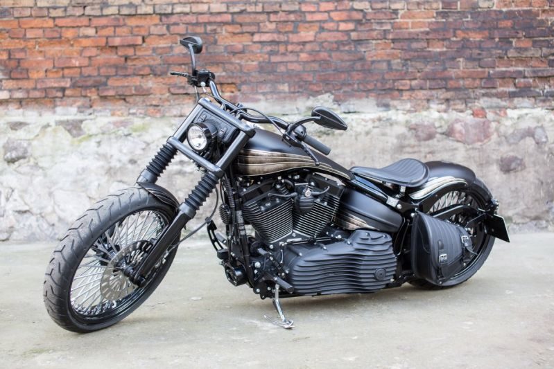 Harley-davidson Softail Bobber Breakout 'sinner' By Nine Hills