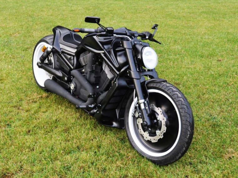 V Rodriguez Riding WOW! Harley Davidson V Rod