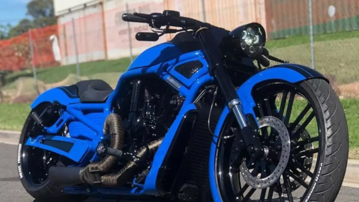 Harley V Rod custom “Australia” by DGD Custom