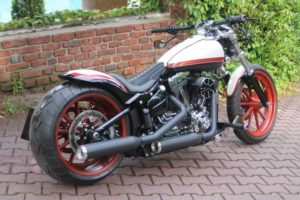 Harley-Davidson Softail Breakout FXSB x-trem