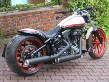 Harley-Davidson Softail Breakout FXSB by X-Trem