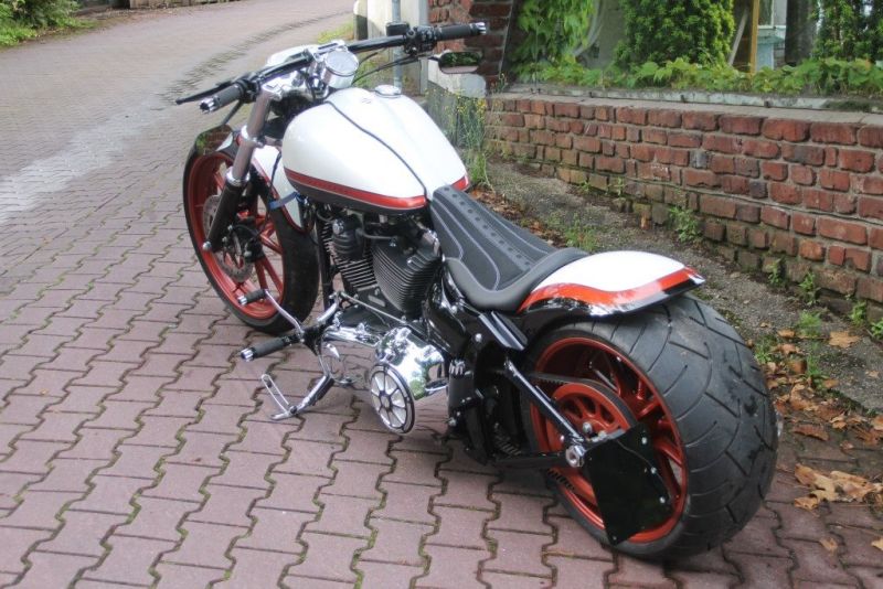 Harley-Davidson Softail Breakout FXSB x-trem