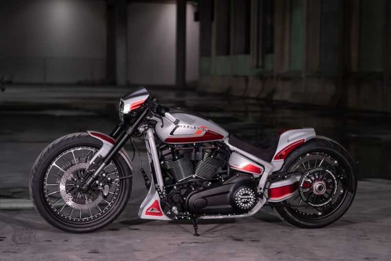 Plaisir coupable...    FXDR - Page 26 Harley-Davidson-FXDR-GT-Thunderbike-05