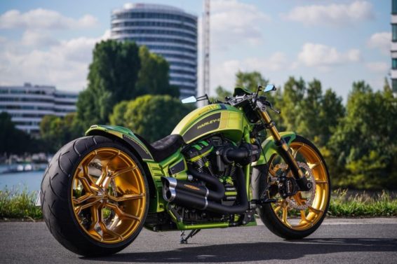 Harley-Davidson® Softail Breakout 