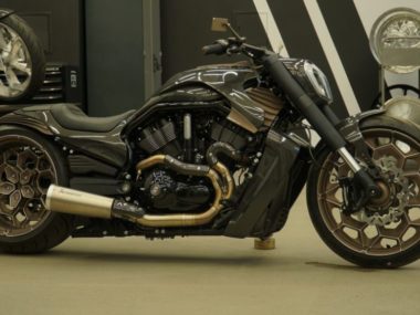 Harley-Davidson VRod custom 'Giotto' by Box39