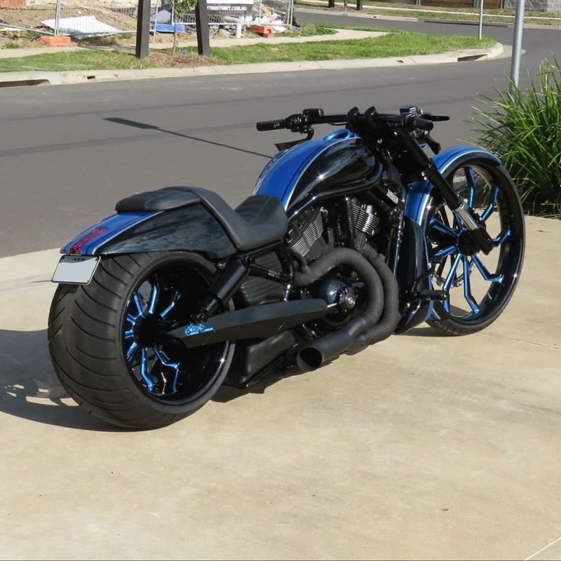 Harley-Davidson Night Rod Special “Big Wheel” by Curran Customs