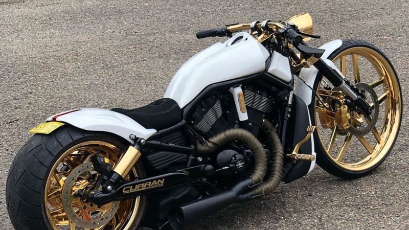 Harley-Davidson VRod “Gold” by Curran Customs