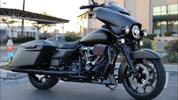 2020 Street Glide Special decked out in the Genuine H-D