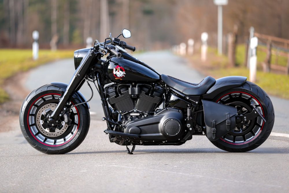 Harley-Davidson Softail Fat Boy customized by Thunderbike