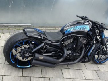 Harley-Davidson VRod Custom 'GEO 300 blue' by Bad Boy Customs