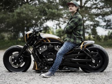 Harley Davidson V-Rod Custom "Gold" by Killer Custom
