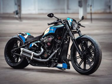 Harley-Davidson Breakout Custom "RAZOR 2.0" by Thunderbike