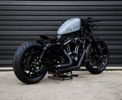 Harley-Davidson-Sportster-883-Vance-and-Hines-by-Limitless-01