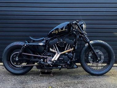 Harley-Davidson Sportster Iron "1200 Iron" by Limitless