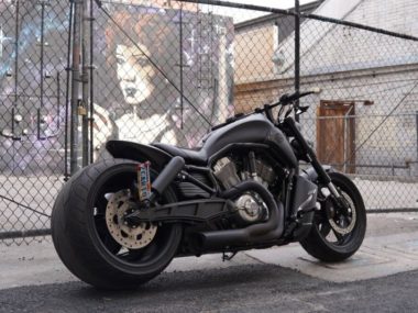 Harley-Davidson V-Rod muscle Custom 360 'Demon' by DD Designs