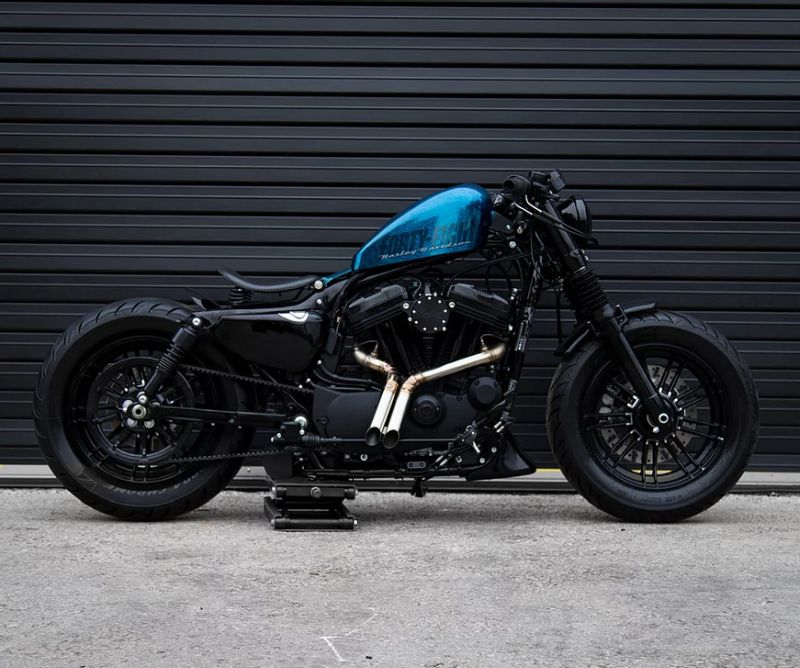Harley Sportster 1200 48 “Oceana” by Limitless Customs