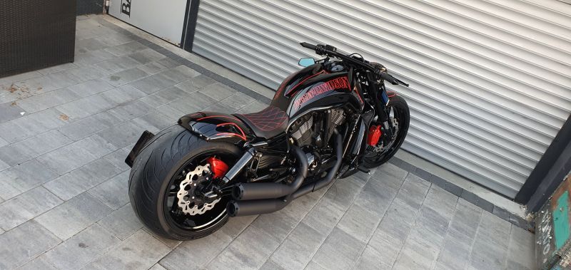 Harley-Davidson-300-Red-Stripes-Night-Rod-by-Bad-Boy-Customs