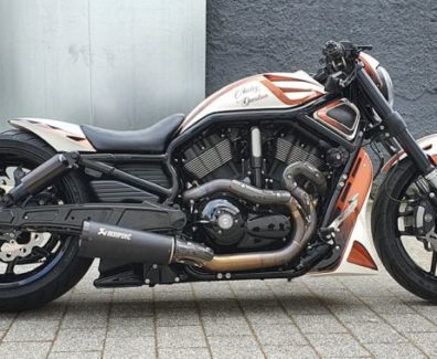 Harley-Davidson-Custombike-300-Night-Rod-powered-by-Bad-Boy-Customs-05