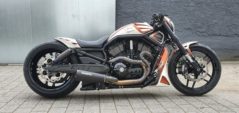 Harley Davidson Custombike 300 Night Rod powered by Bad Boy Customs