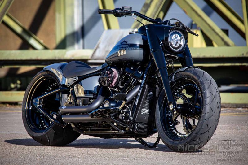 Harley-Davidson Softail Fat Bob Custom by Rick’s Motorcycles