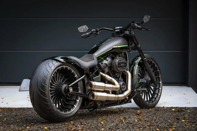HD-Breakout-customized-by-BT-Choppers-09