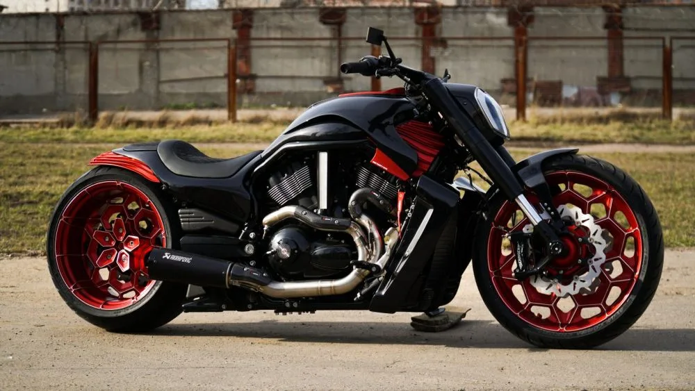 Harley-Davidson-Night-Rod-Custom-Giotto-4-by-Box39