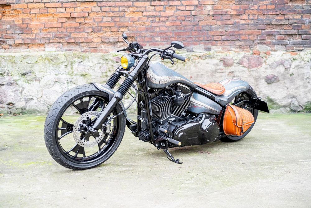 H-D Twin Cam Breakout ‘Defender’ by Nine Hills Motorcycles