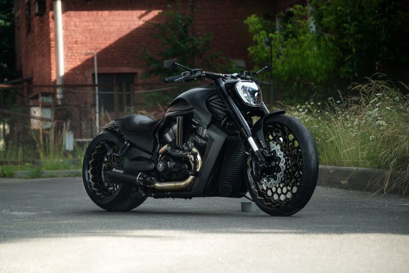 Harley-Davidson Muscle Vrod ‘Giotto 19’ by BOX39