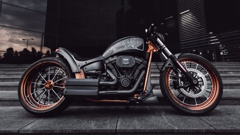 Harley-Davidson-Breakout-114-Sinner-by-Tommy-Sons