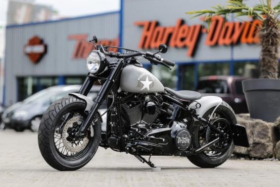 Harley-Davidson Softail Slim Bobber 'Plain Jane' by Thunderbike