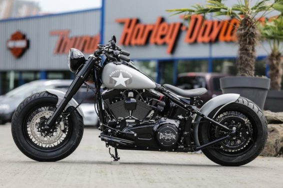 Harley-Davidson Softail Slim Bobber 'Plain Jane' by Thunderbike