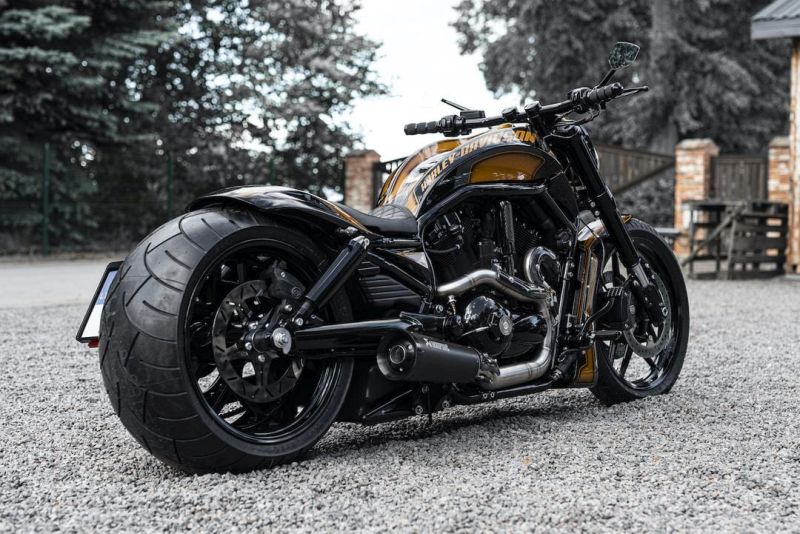 Harley-Davidson VRod ‘Lithuanian Custom’ by Killer Custom