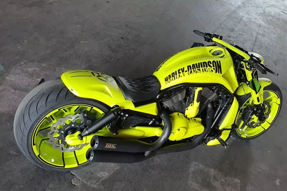 Harley-Night-Rod-300-GEO-Lemon-by-Bad-Boy-Customs
