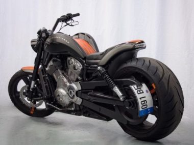Harley-Davidson V-Rod Muscle 'Devoted' by Tommy & Sons