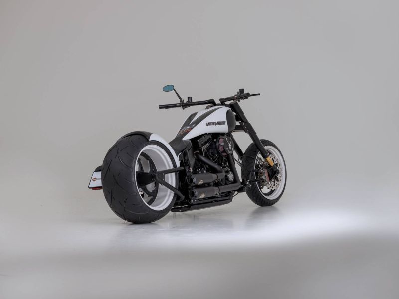 Harley Davidson Softail 'Ride to live' custom bike works of art by Bündnerbike